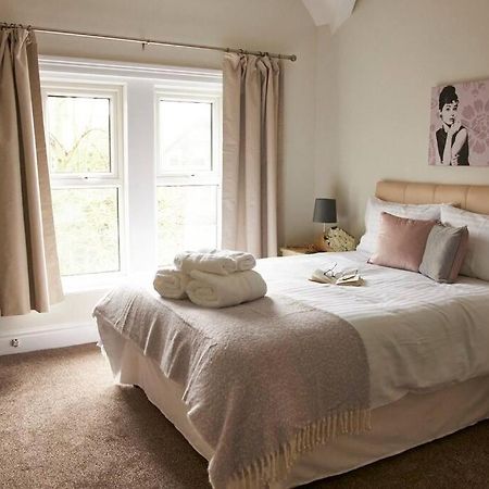 Comfy Big 7 Bedroom Townhouse Harrogate Exterior foto